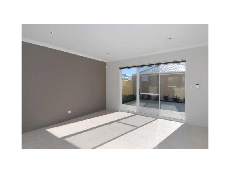 30 Congenial Loop, Atwell WA 6164