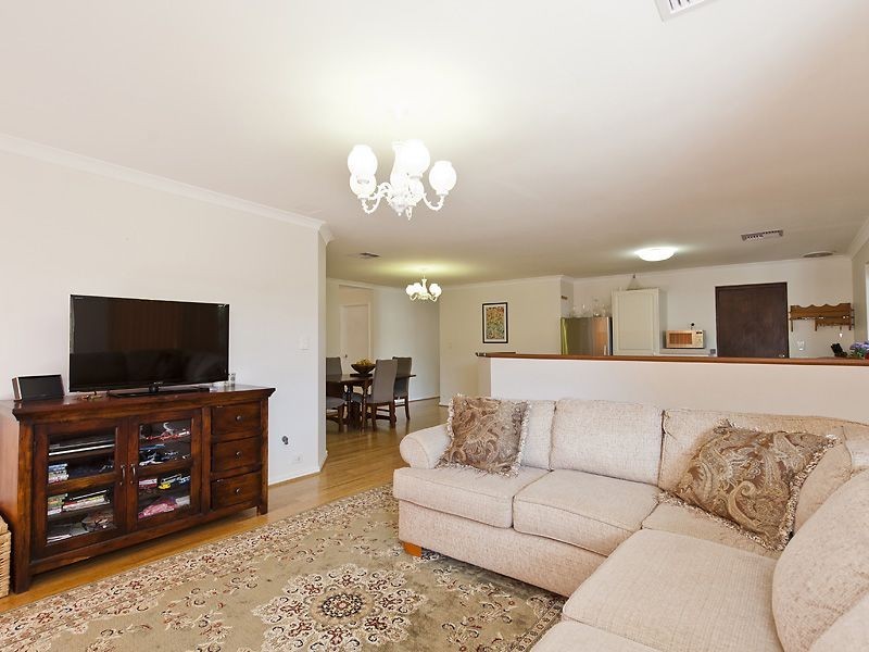 40 Delton Way, Atwell WA 6164