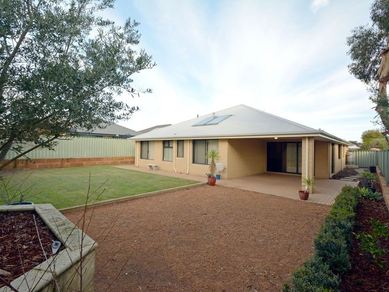 4 Yengo Mews, Aubin Grove WA 6164