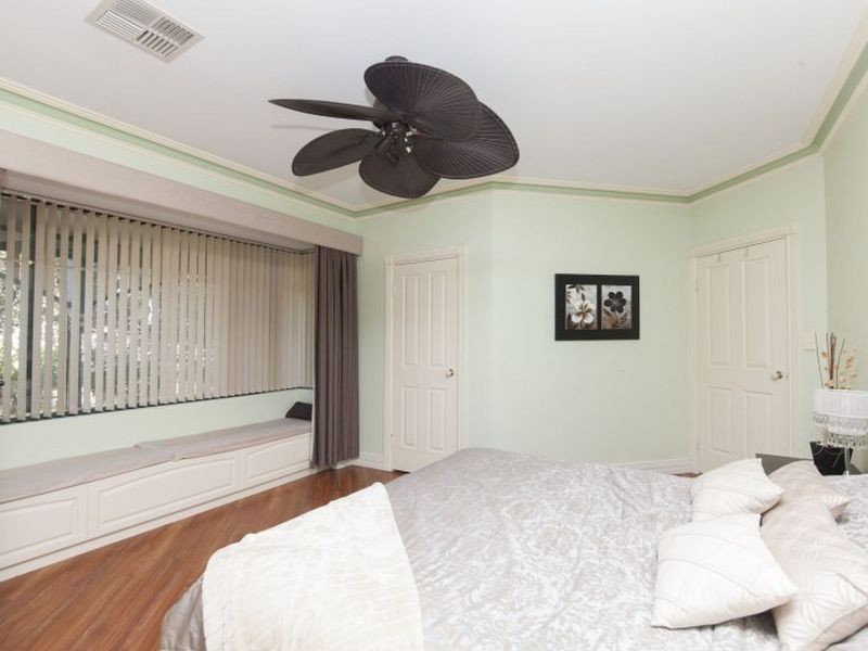 15 Staniland Street, Orange Grove WA 6109