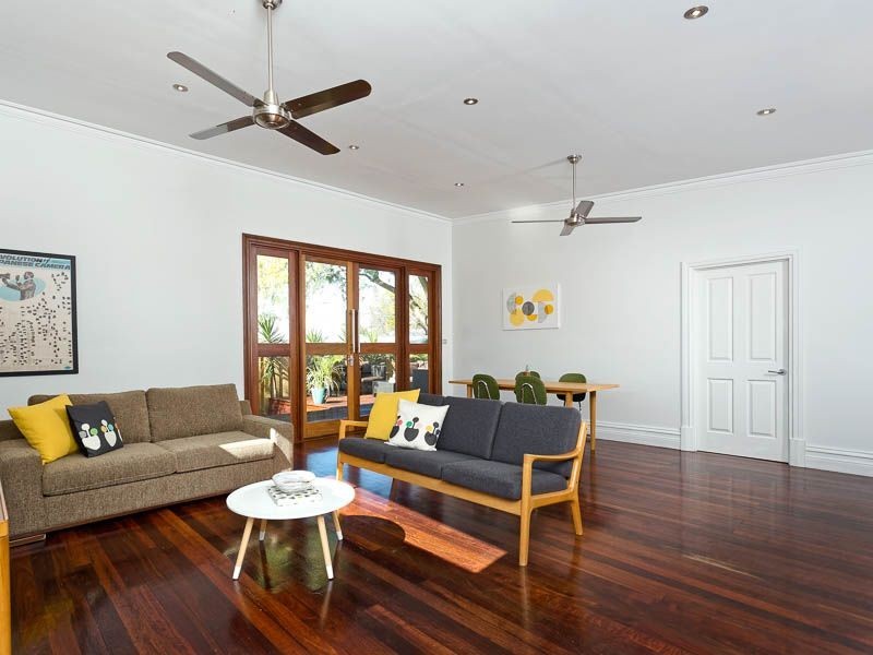 55 Snook Crescent, Hilton WA 6163