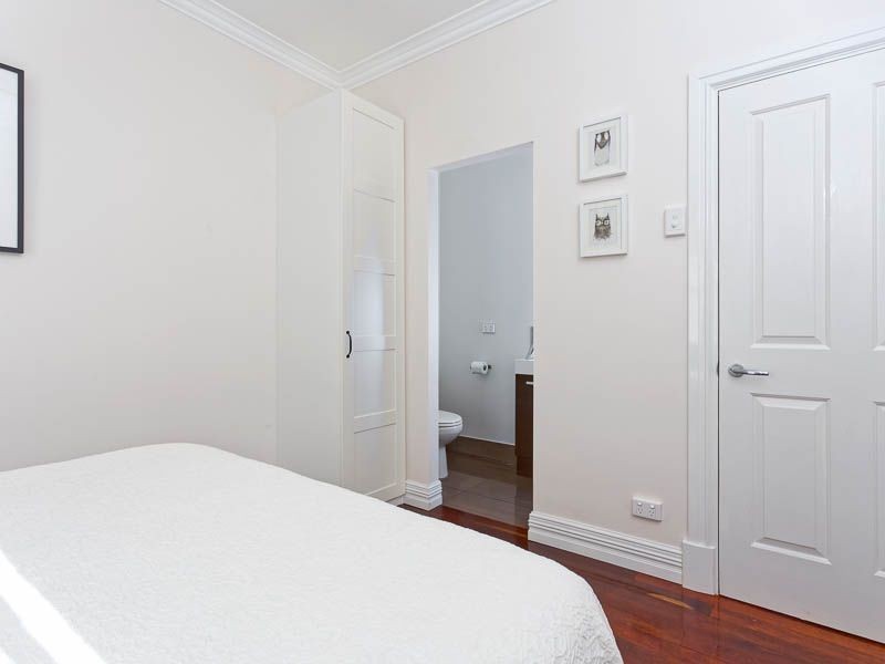 55 Snook Crescent, Hilton WA 6163