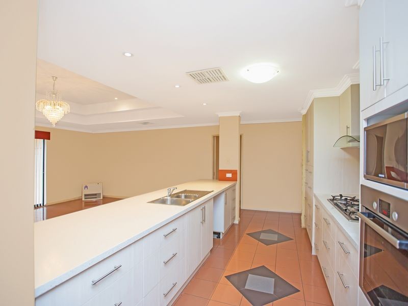 6 Kooyonga Cross, Jandakot WA 6164