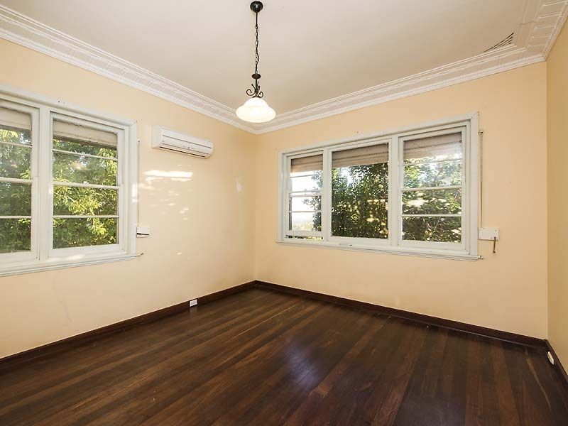 120 South Western Highway, Mount Richon WA 6112