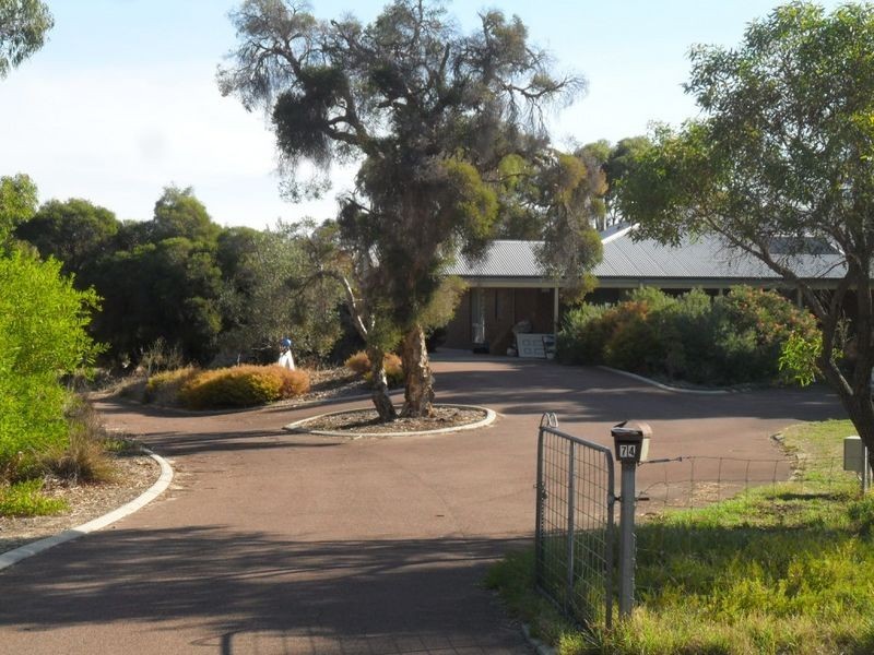 74 Harper Road, Banjup WA 6164