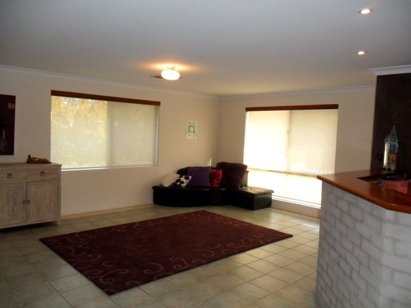 74 Harper Road, Banjup WA 6164