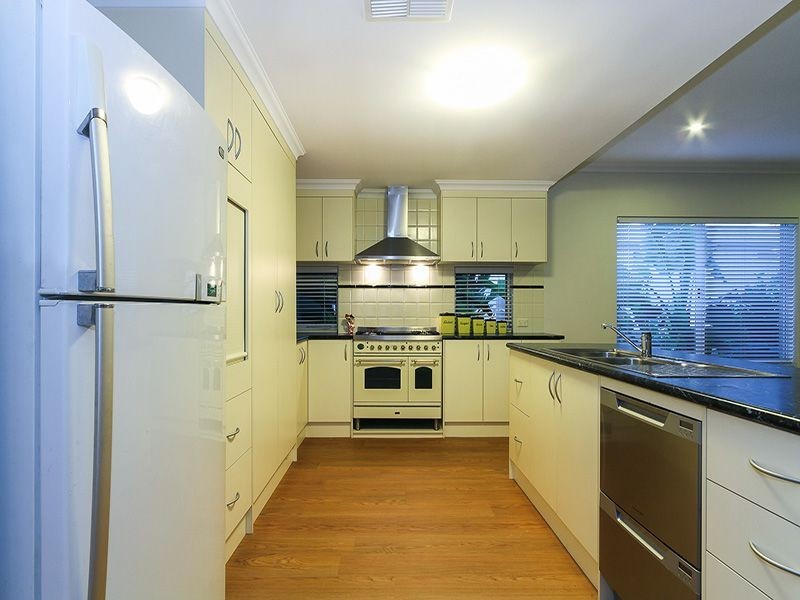 40 Jacksonia Promenade, Success WA 6164