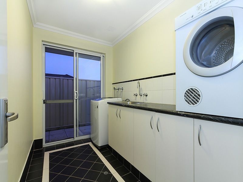 40 Jacksonia Promenade, Success WA 6164