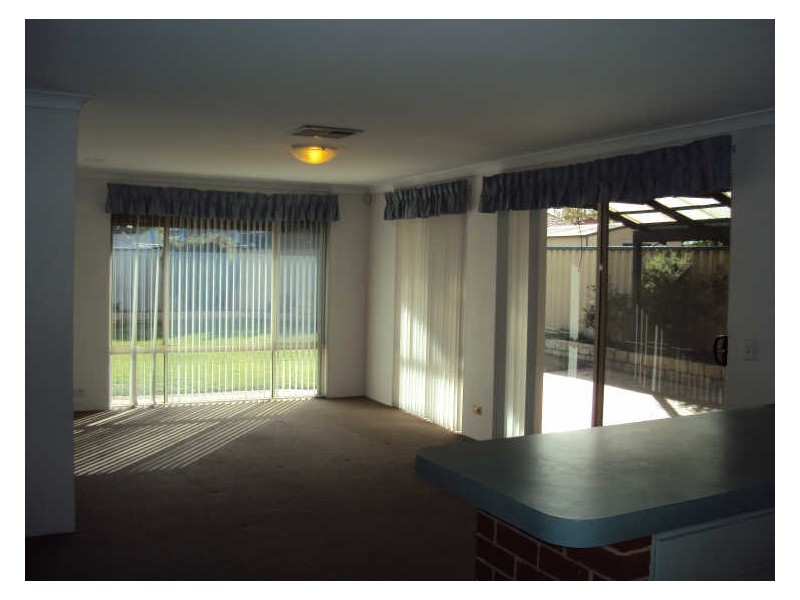 17 Bree Close, Atwell WA 6164