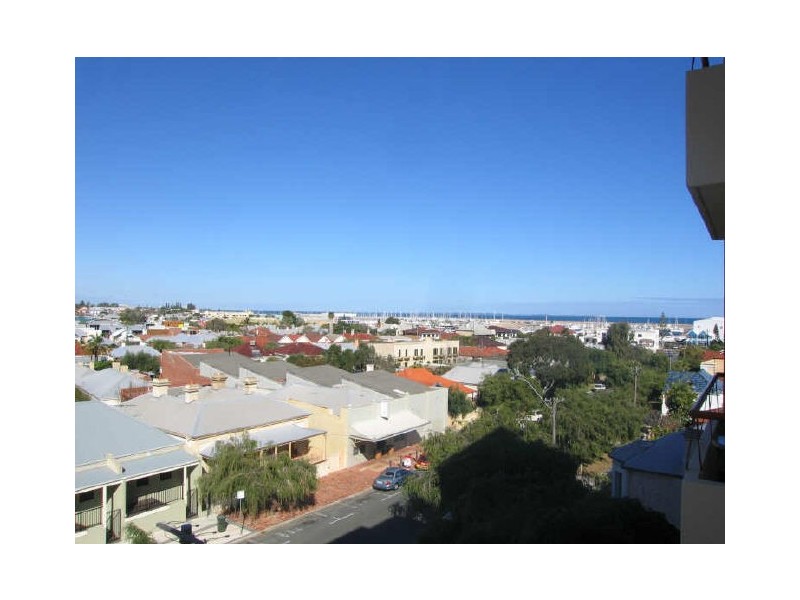 37/34 Arundal Street, Fremantle WA 6160