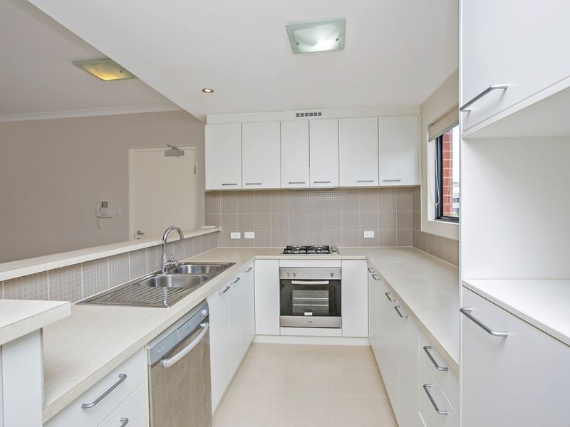 35/2 Stockton Bend, Atwell WA 6164