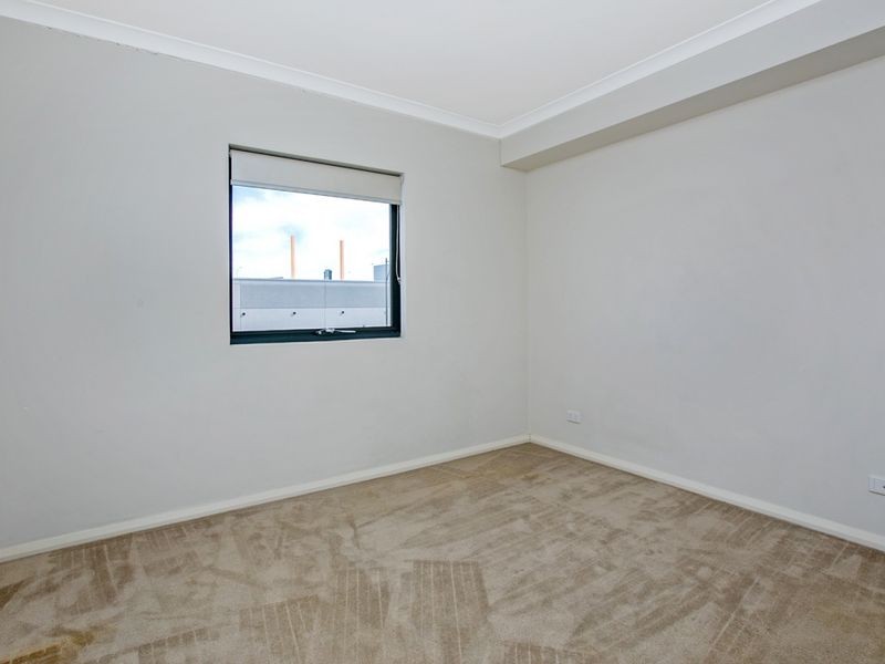 35/2 Stockton Bend, Atwell WA 6164