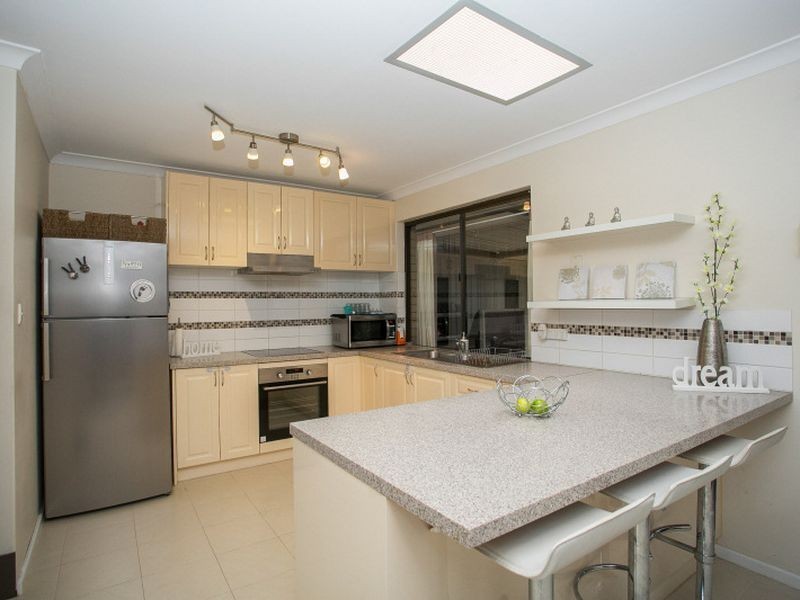 3 Clements Grove, Armadale WA 6112