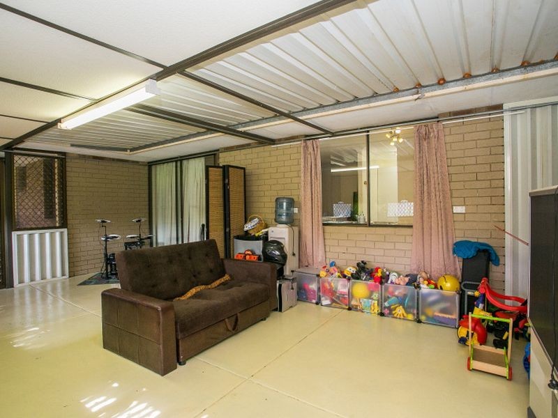 3 Clements Grove, Armadale WA 6112