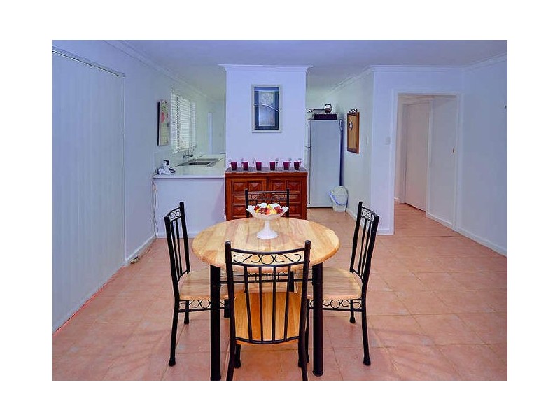 19 Derry Avenue, Mount Nasura WA 6112