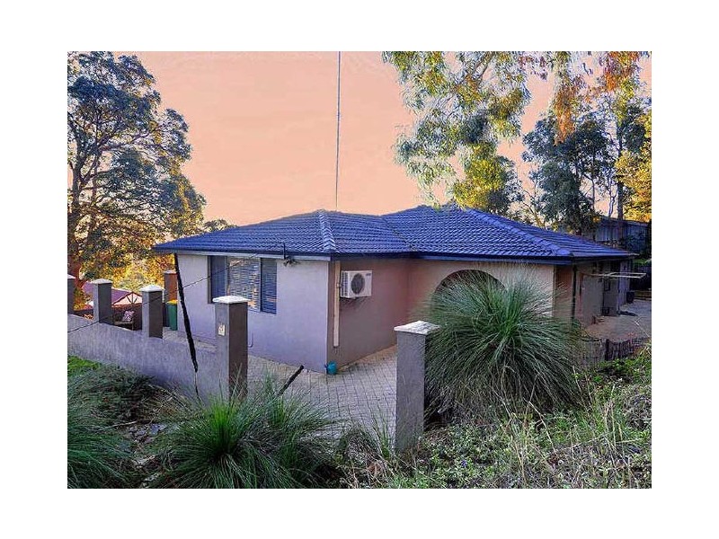 19 Derry Avenue, Mount Nasura WA 6112