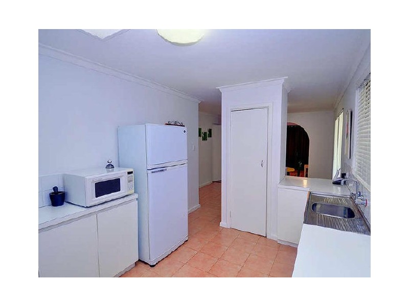 19 Derry Avenue, Mount Nasura WA 6112