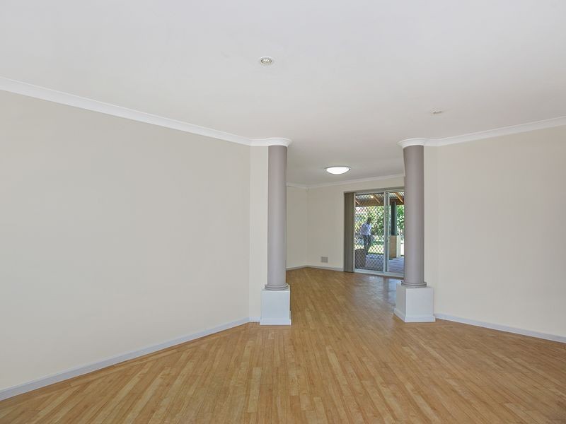 128 Dalrymple Drive, Leda WA 6170