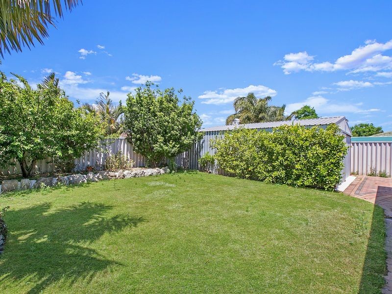 128 Dalrymple Drive, Leda WA 6170