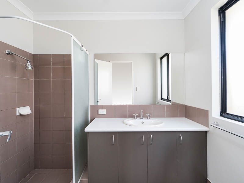 5 Lamar Court, Success WA 6164