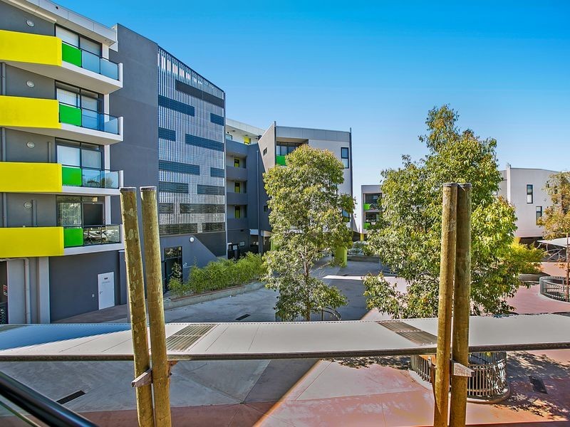 18/20 Signal Terrace, Atwell WA 6164