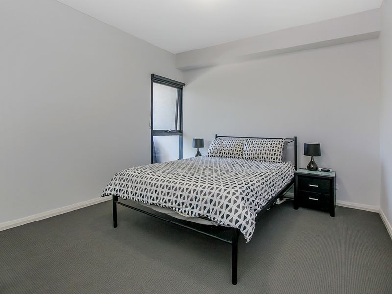18/20 Signal Terrace, Atwell WA 6164