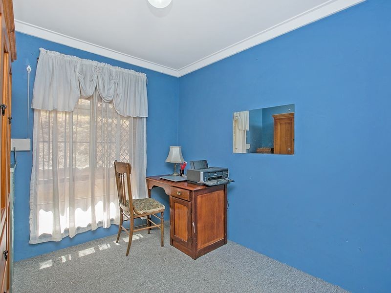 22 Derry Avenue, Mount Nasura WA 6112