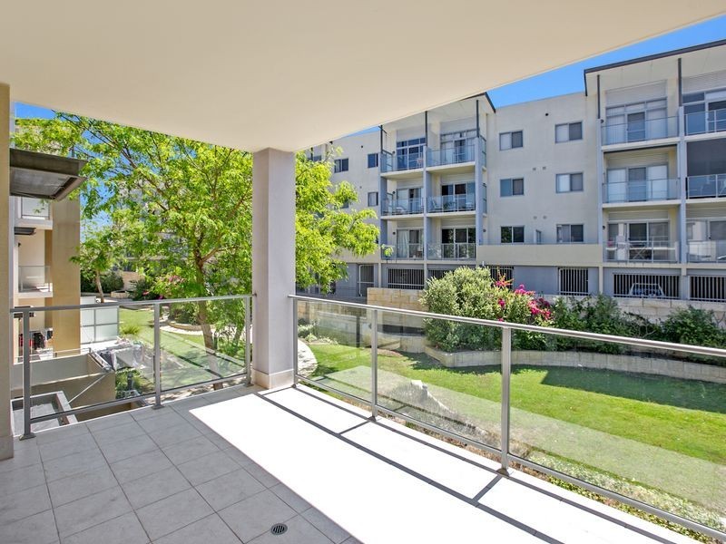 3/9 Ibera Way, Success WA 6164