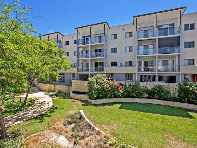 3/9 Ibera Way, Success WA 6164