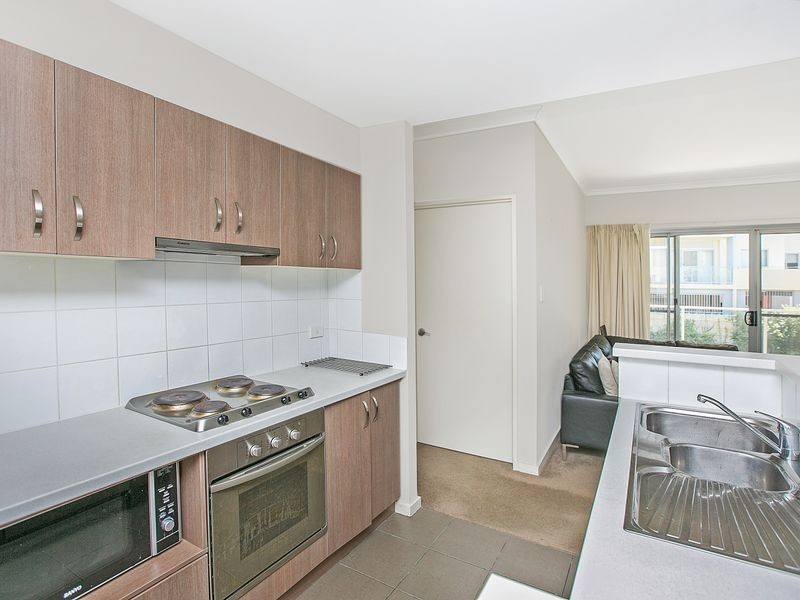 3/9 Ibera Way, Success WA 6164