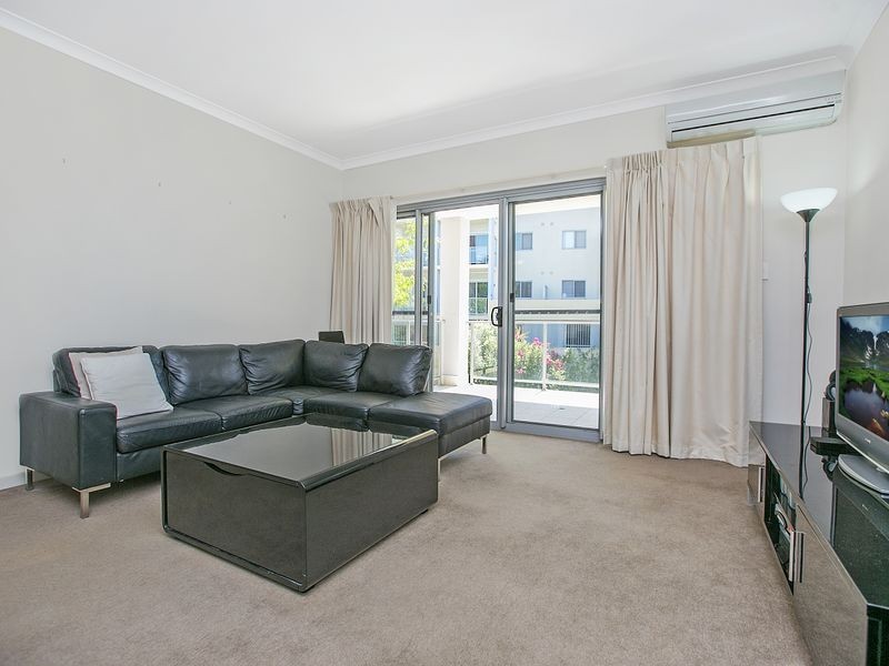 3/9 Ibera Way, Success WA 6164