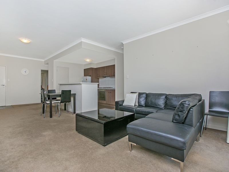 3/9 Ibera Way, Success WA 6164