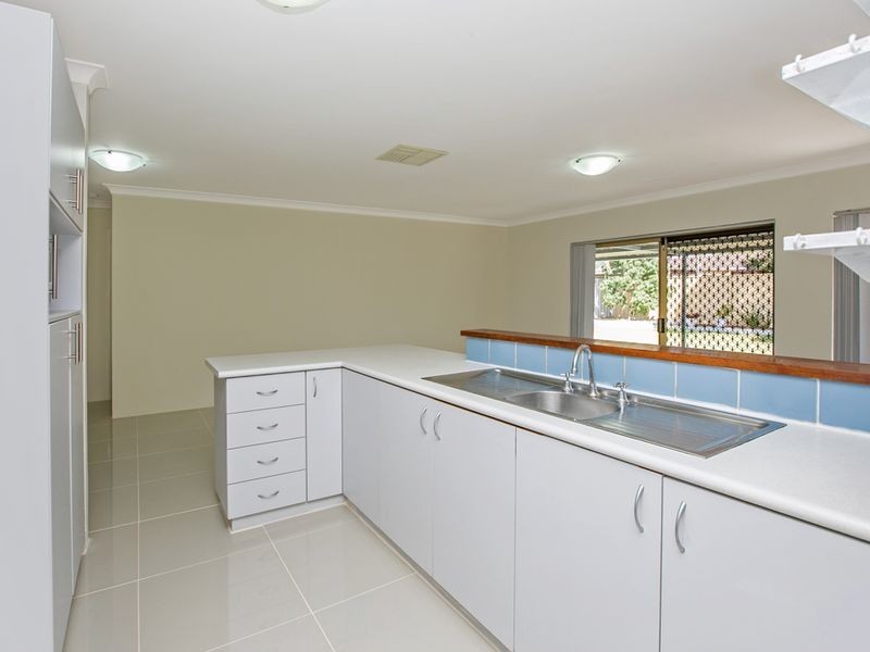 135 Braemore Street, Seville Grove WA 6112