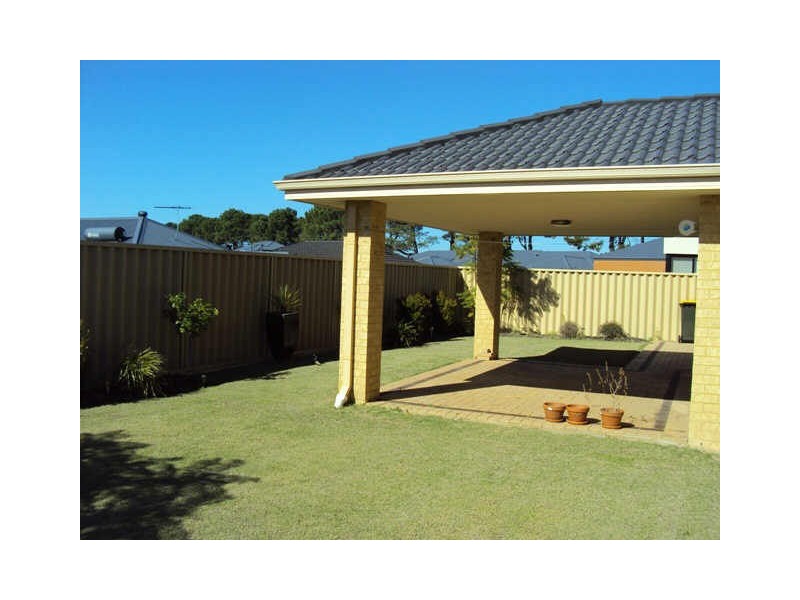 29 Lyon Road, Atwell WA 6164