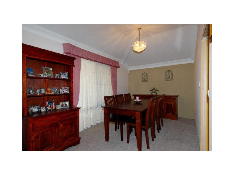 24 Riversdale Pass, Jandakot WA 6164