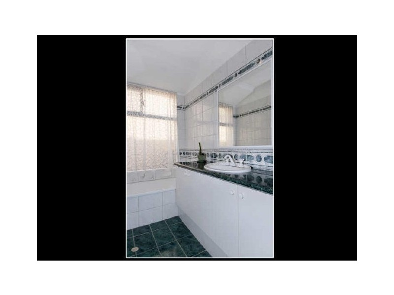24 Riversdale Pass, Jandakot WA 6164