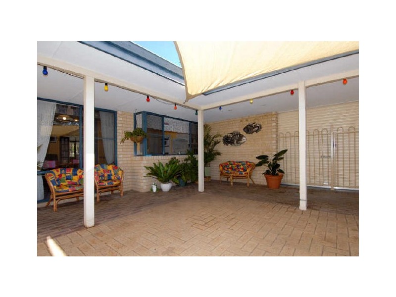 24 Riversdale Pass, Jandakot WA 6164