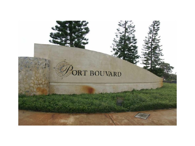 14 Captain  Court, Wannanup WA 6210