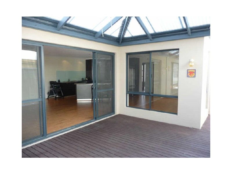 55 Kooralbyn Valley Crescent, Jandakot WA 6164