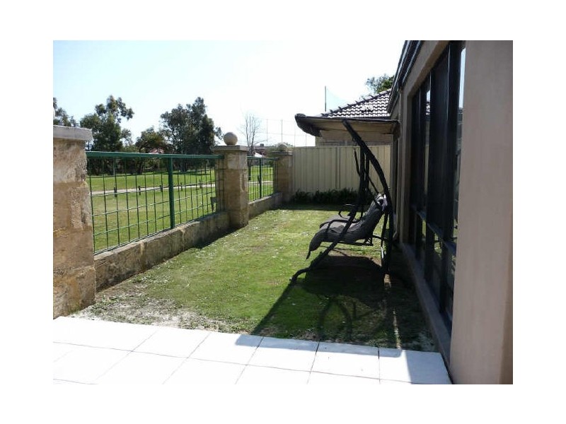 55 Kooralbyn Valley Crescent, Jandakot WA 6164