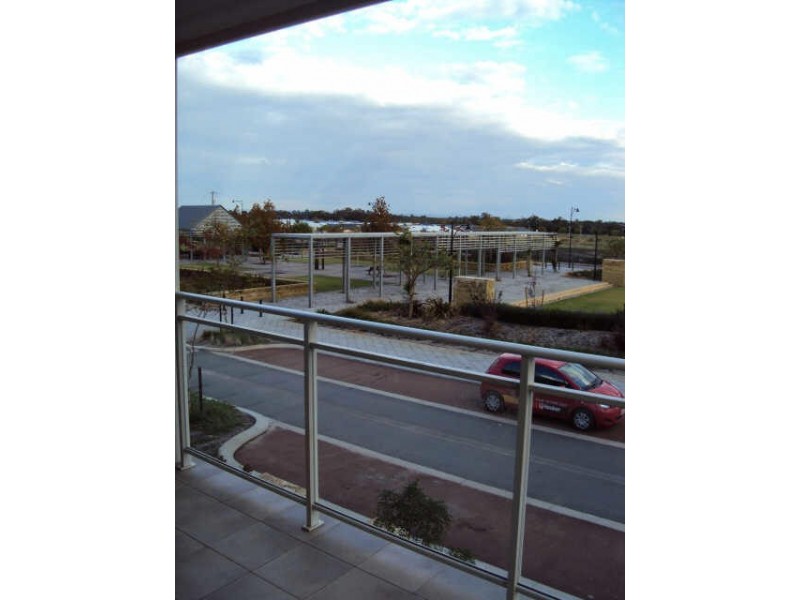 22 Congenial Loop, Atwell WA 6164