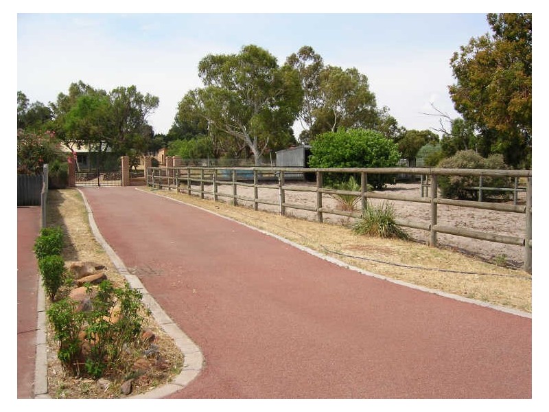 521 Russell Road, Beeliar WA 6164