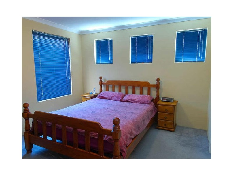 17/18 Serenity Parkway, Hammond Park WA 6164