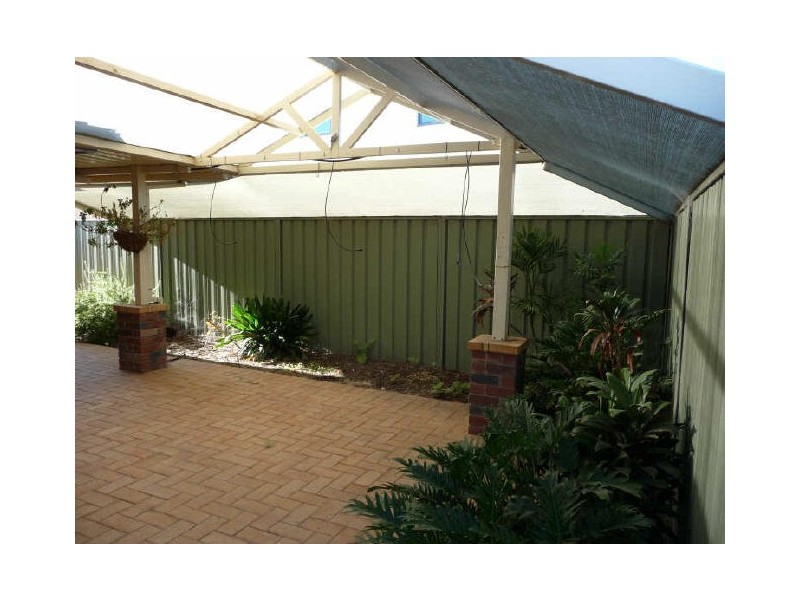 4 Barcroft Court, Atwell WA 6164