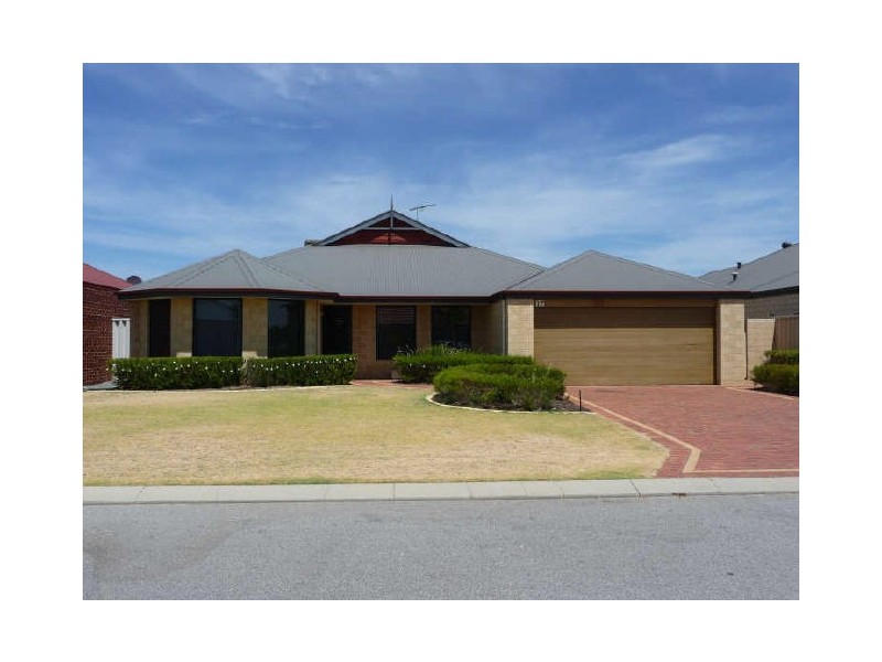 17 Windchime Terrace, Atwell WA 6164