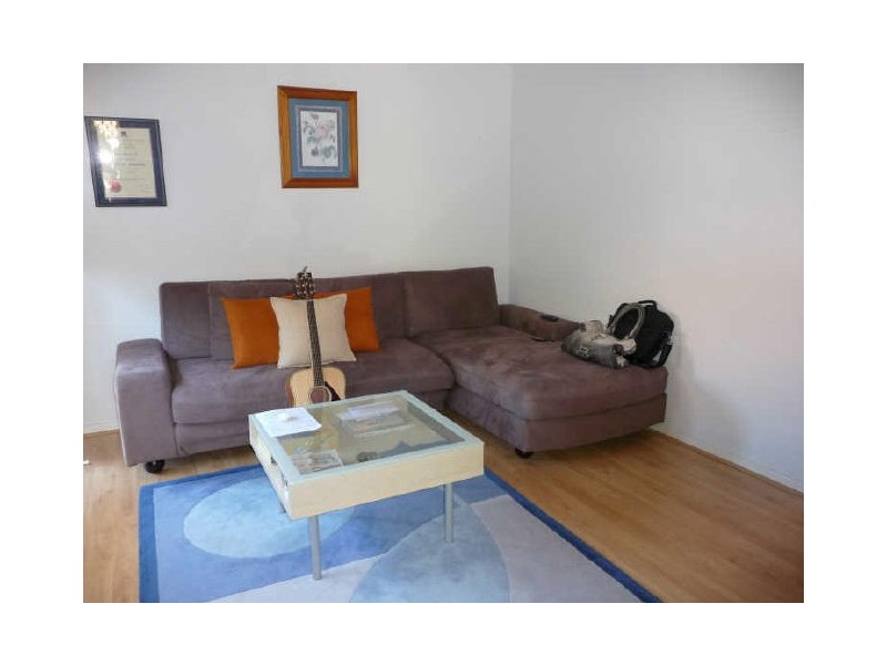 11/12 Phillmore Crescent, Kardinya WA 6163