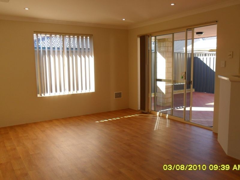 11/1 Cottonwood Drive, Baldivis WA 6171