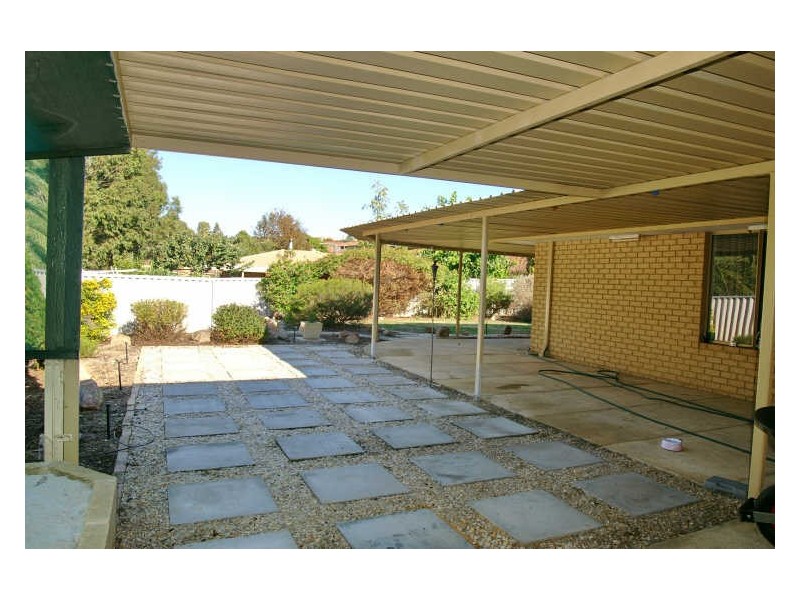 14 Montebello Rise, Yangebup WA 6164