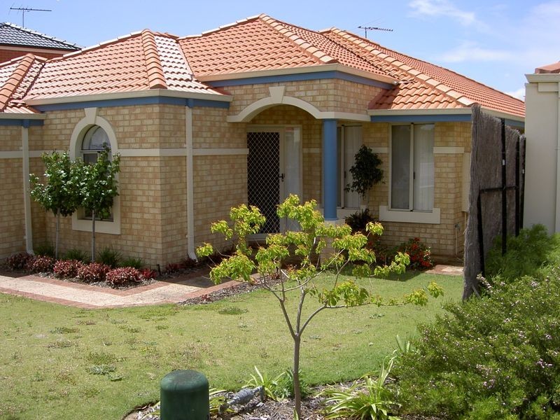 212 Glen Iris Drive, Jandakot WA 6164