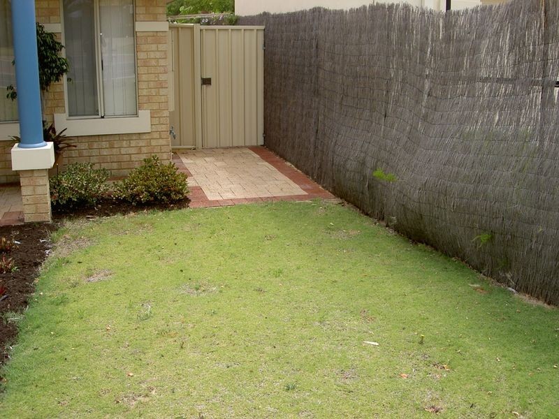 212 Glen Iris Drive, Jandakot WA 6164